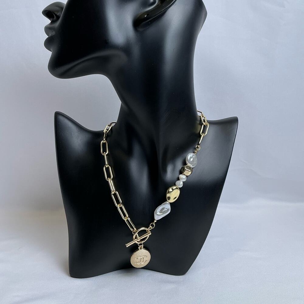 Chanel Gold baroque pearl Chain Necklace